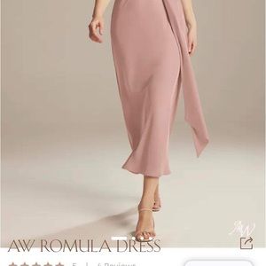 Beautiful mother of the bride dress brand new never been worn!